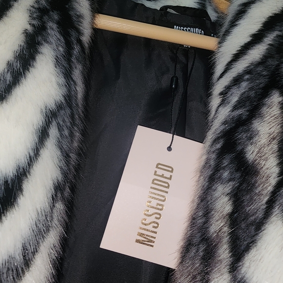 Faux Fux Chevron (Zebra) Coat NWT - Picture 3 of 7